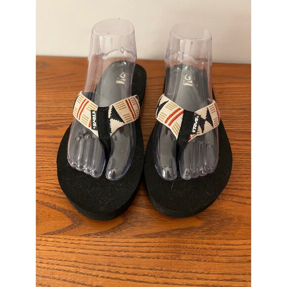 Teva Mush II Flip Flops Black Geometric Tribal Print Sandals Women's Size 8 - Picture 7 of 7